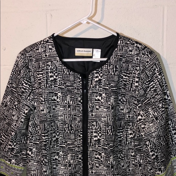 Alfred Dunner 16W Green Geometric Zip Front Jacket - Picture 2 of 6